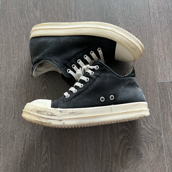 Authentic Rick Owens DRKSHDW Black Low Sneakers - Picture 3 of 11